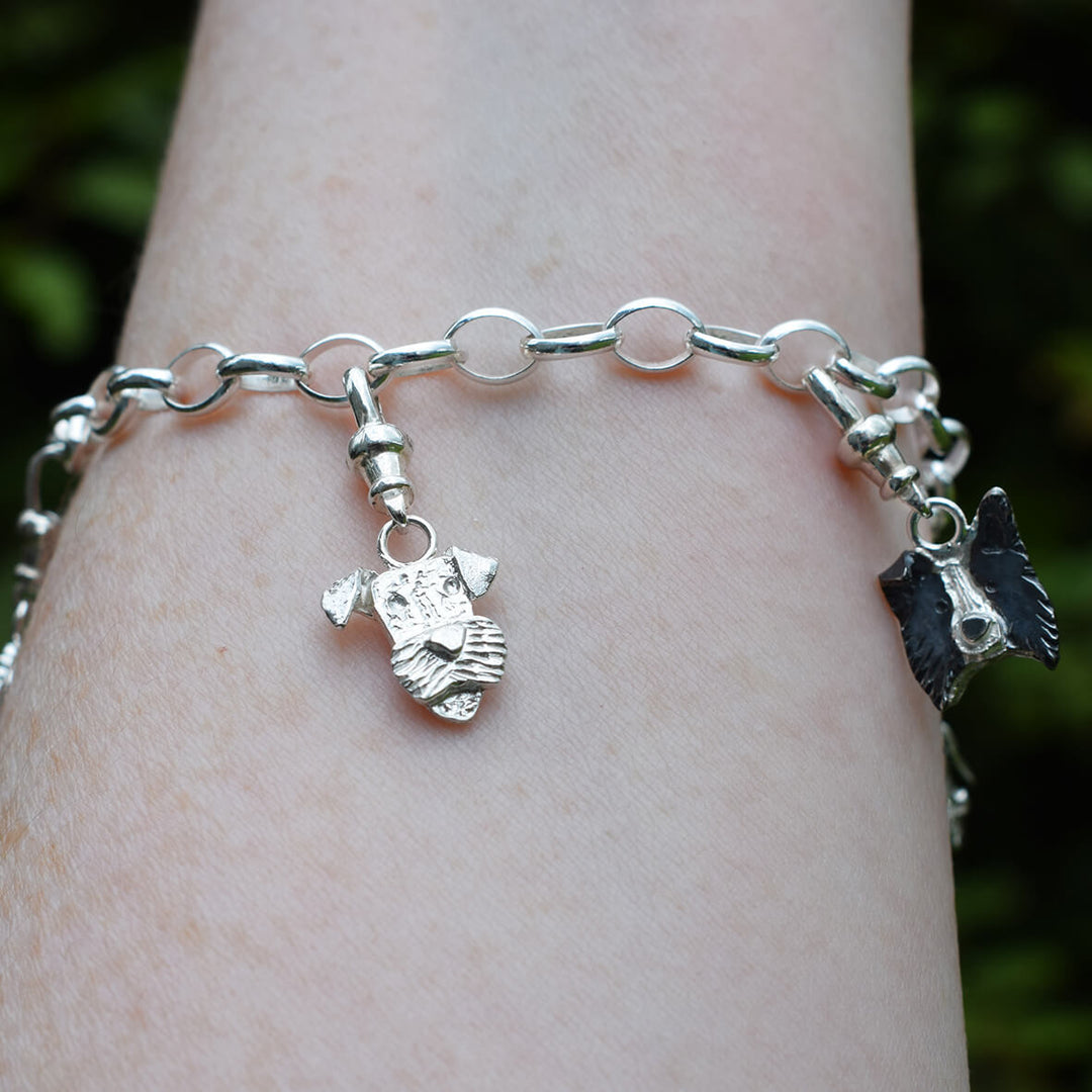 Airedale Terrier charm, Airedale Terrier bracelet, Airedale Terrier jewellery, silver dog charm, silver dog bracelet, terrier charm, terrier jewellery, terrier bracelet