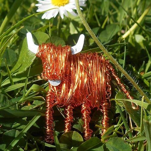 Highland Cow Brooch, Highland cow pin, Highland cow gift, Scottish brooch