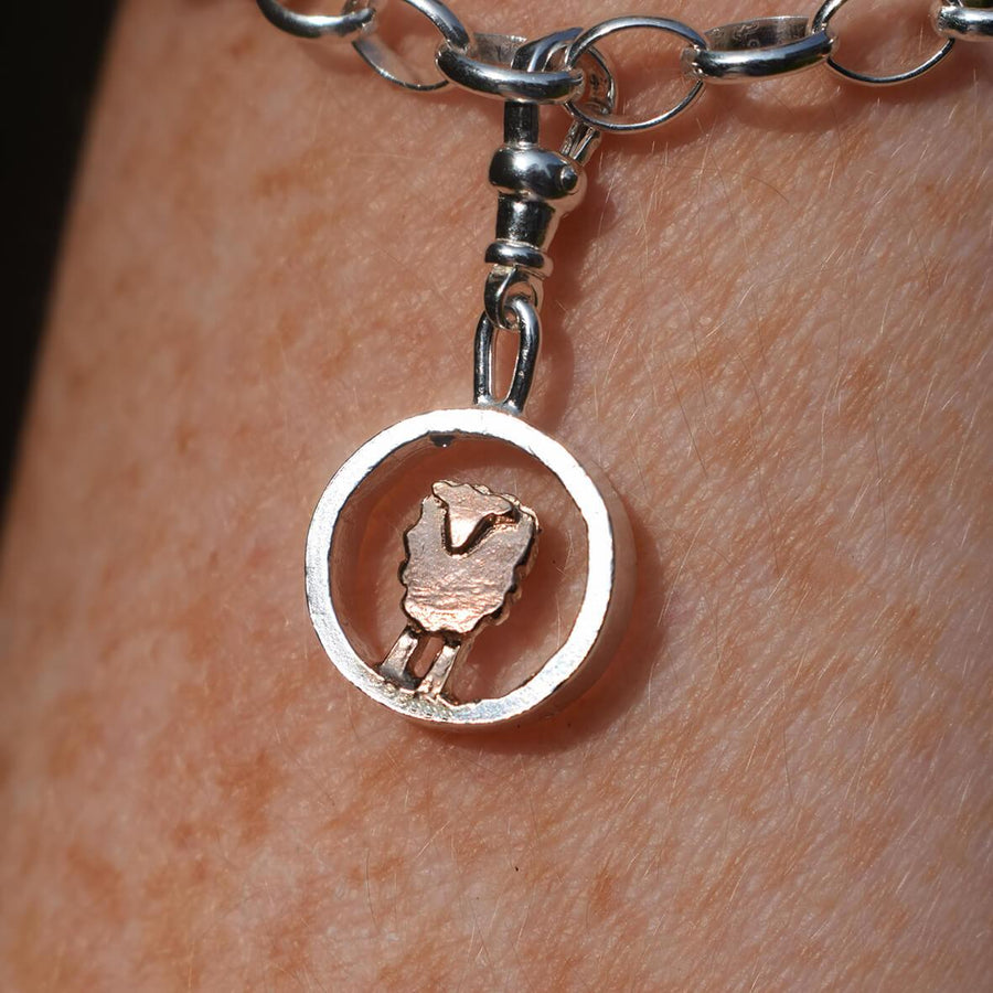 gold sheep charm, rose gold sheep charm, gold sheep bracelet, sheep jewellery, sheep charm, aries charm, sheep charm bracelet