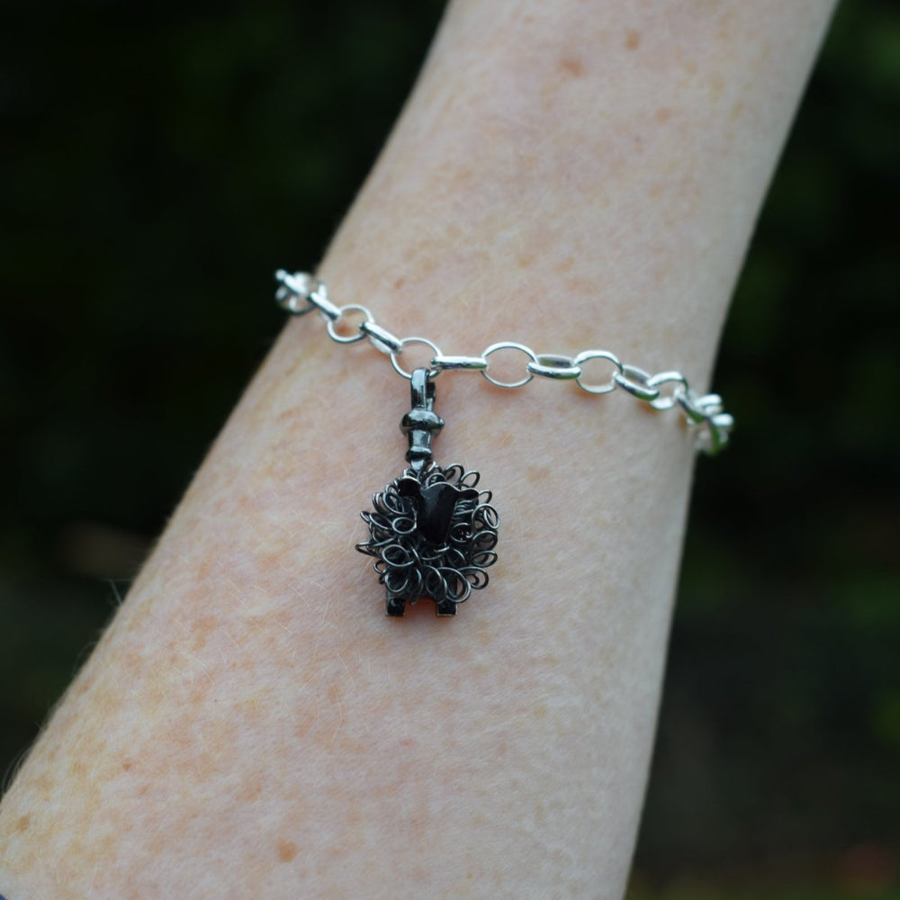 Silver black sheep charm - FreshFleeces, sheep jewellery, sheep jewelry, black sheep charm, black sheep bracelet, black sheep gift for her, black sheep jewellery, black sheep jewelry, black sheep present, unusual black sheep gift