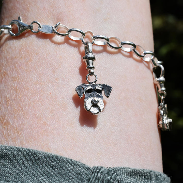 mini schnauzer charm, mini schnauzer bracelet, mini schnauzer ift, salt and pepper schnauzer charm, mini schnauzer gift for woman, mini schnauzer memorial, mini schnauzer christmas present, quality mini schnauzer gift