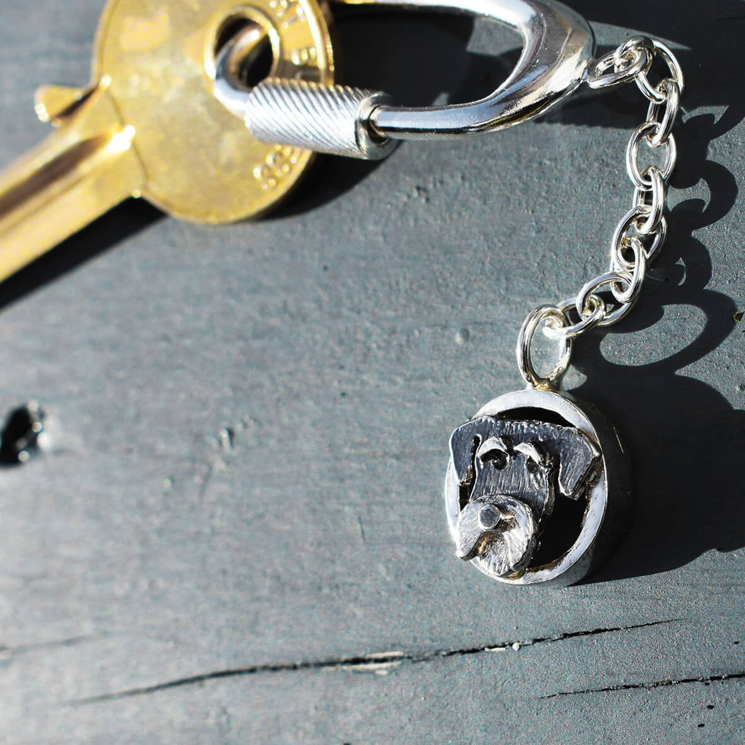 mini schnauzer keyring, silver schnauzer keyring, silver dog keyring, present for mini schnauzer owner