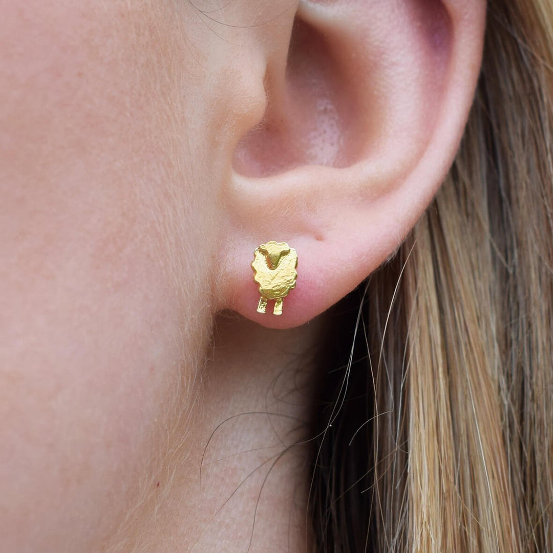 gold sheep earrings, sheep stud earrings, sheep jewellery, gift for female farmer, present for female vet